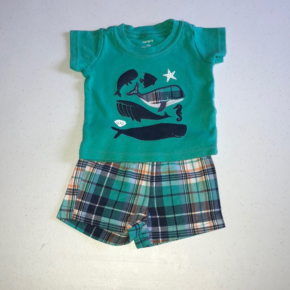 Carter’s matching  set